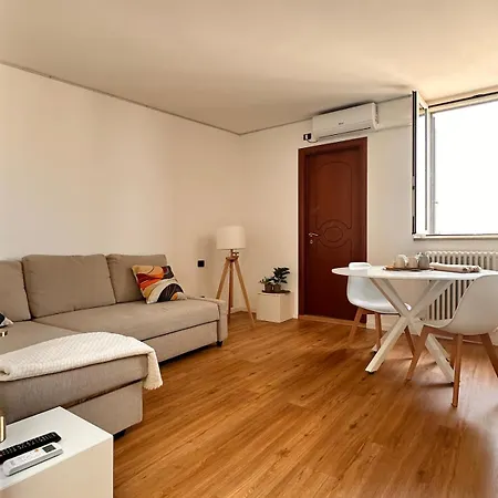 Marina's Cozy Nest * Bari