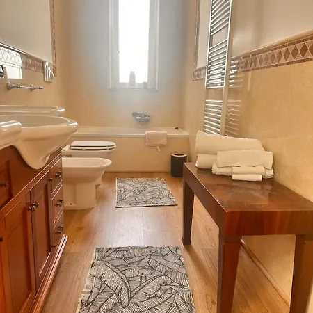 Marina's Cozy Nest בארי